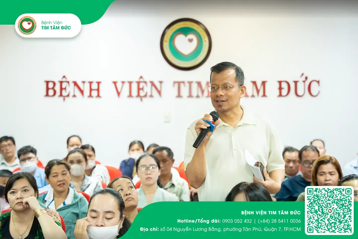 Người tham dự chương trình tư vấn sức khỏe