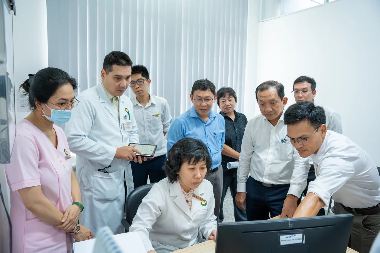 Khảo sát bệnh án điện tử