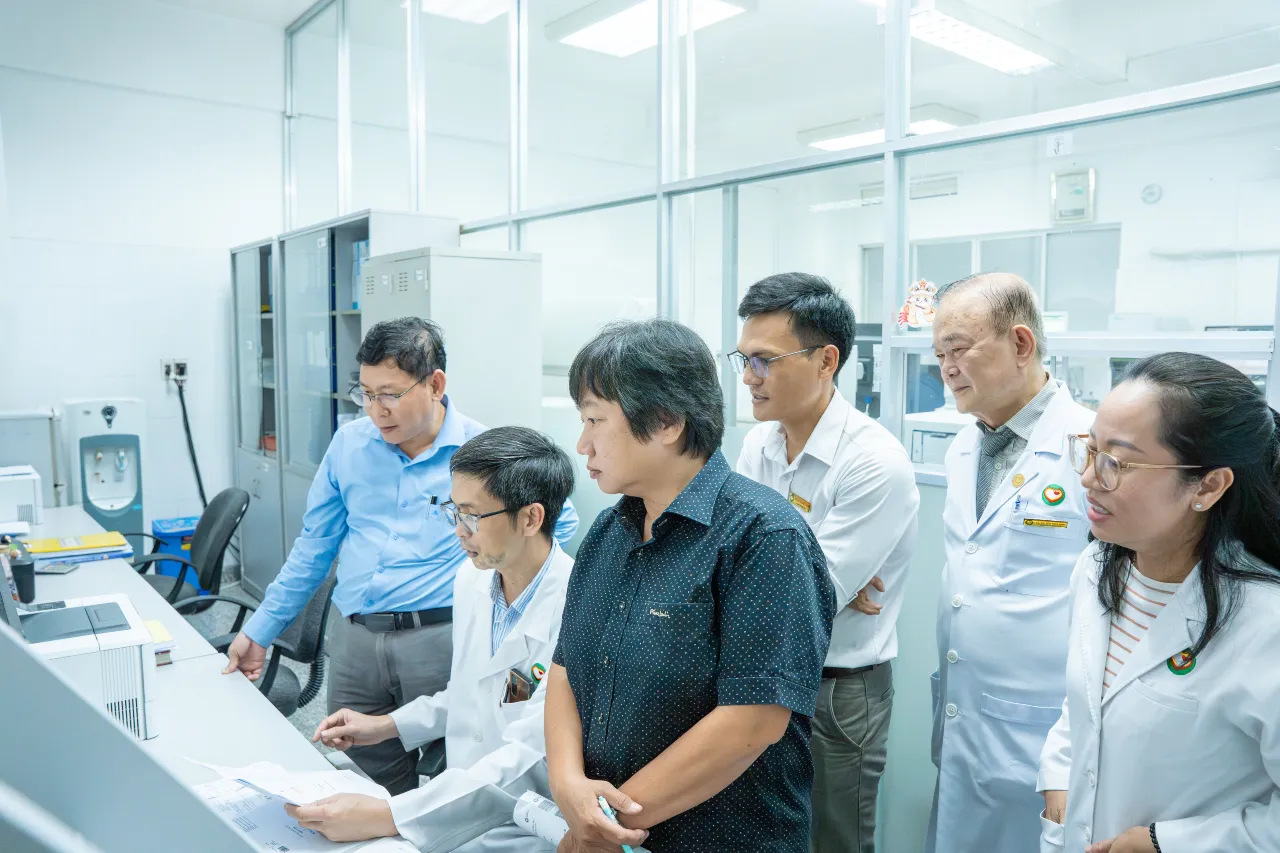 Khảo sát thực tế EMR
