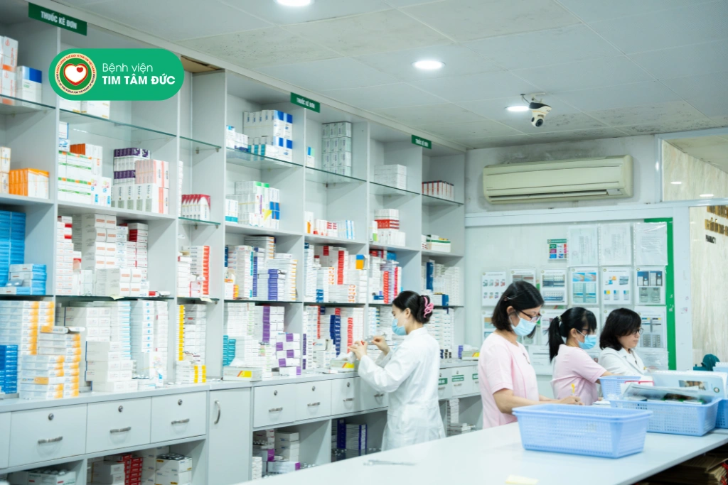 Ngày Dược sĩ Thế giới 2025: “Người hùng thầm lặng” sau mỗi nhịp tim khỏe