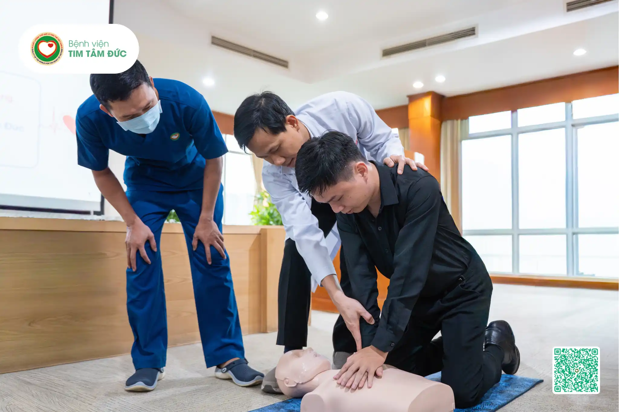 Bác sĩ Tâm Đức đào tạo cấp cứu hồi sức tim phổi CPR