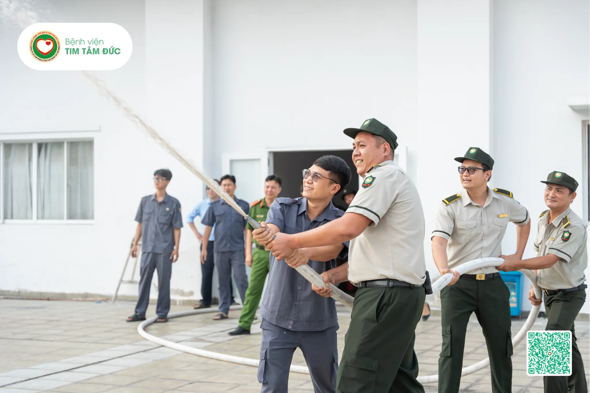 sử dụng vòi nước chữa cháy